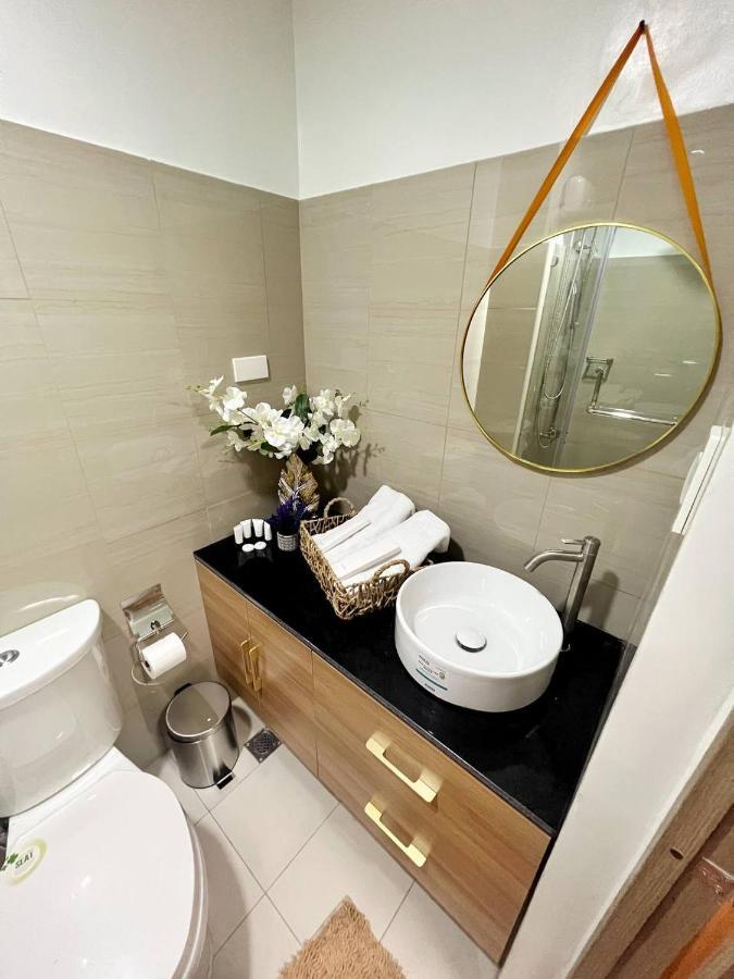M&M Condostay At Shore 2 Residences Tower 2 Pasay City 마닐라 외부 사진